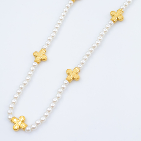 Necklace Pérolas Douradas